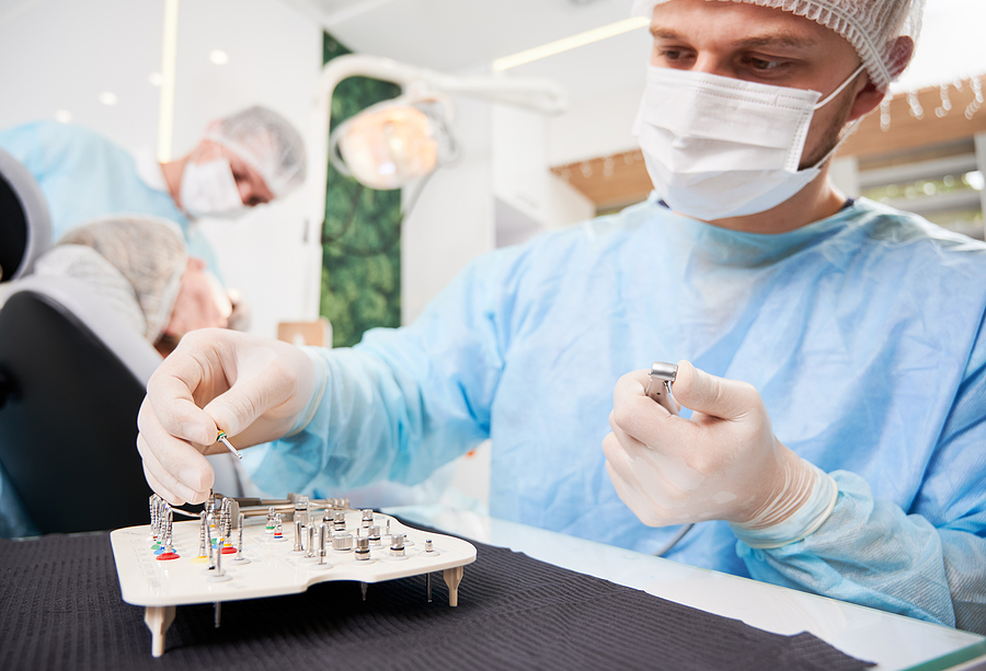 What to Expect During Dental Implant Surgery